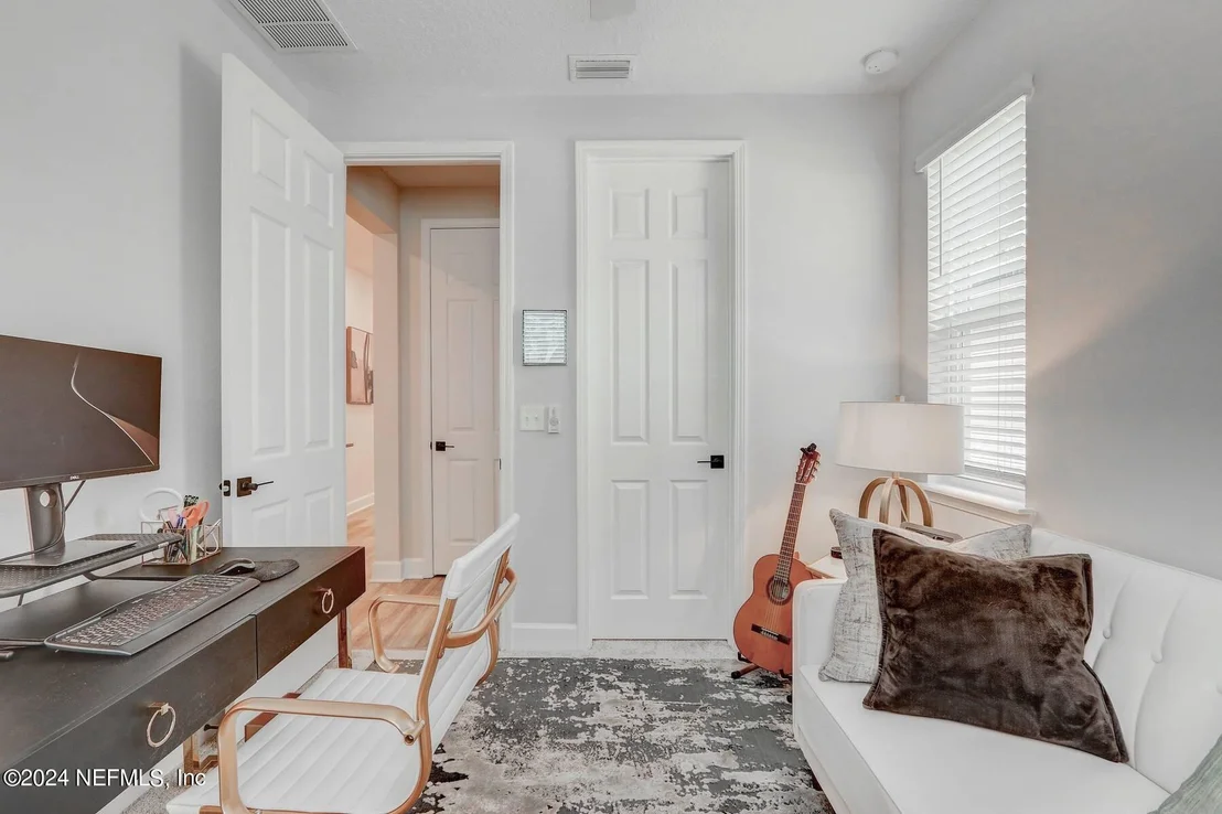 Photo of 3581 CUNNINGHAM Road