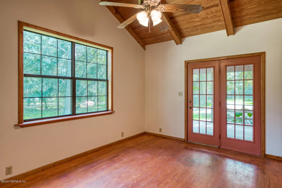 Photo of 7021 CATLETT Road