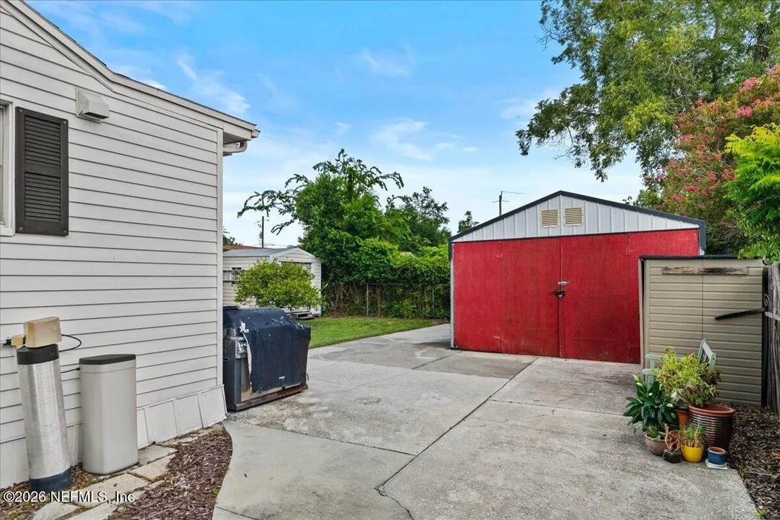 Photo of 4511 CAMBRIDGE Road