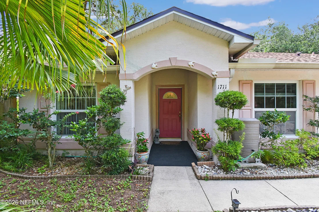 Photo of 1711 OLD BEACH Road