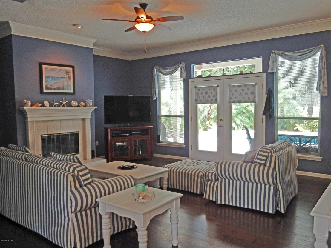 Photo of 304 LOLLY Lane