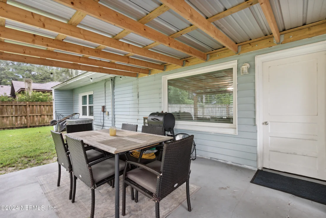 Photo of 45180 BOOTH Street