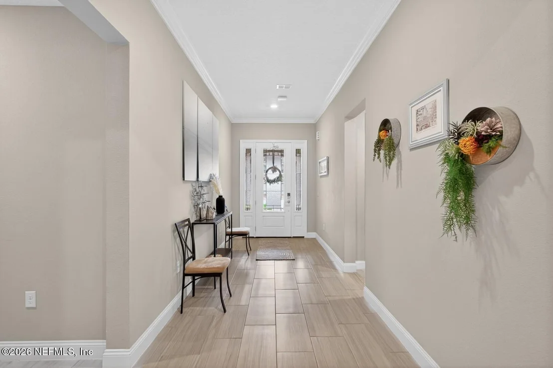 Photo of 612 GLORIETA Drive