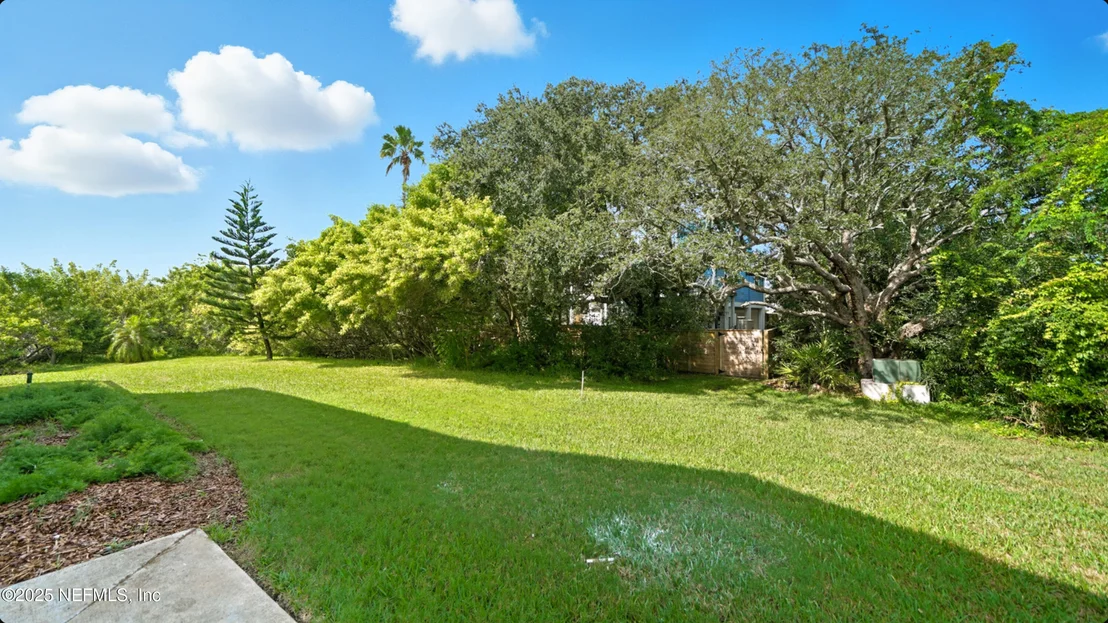 Photo of 300 RIVERSIDE Boulevard