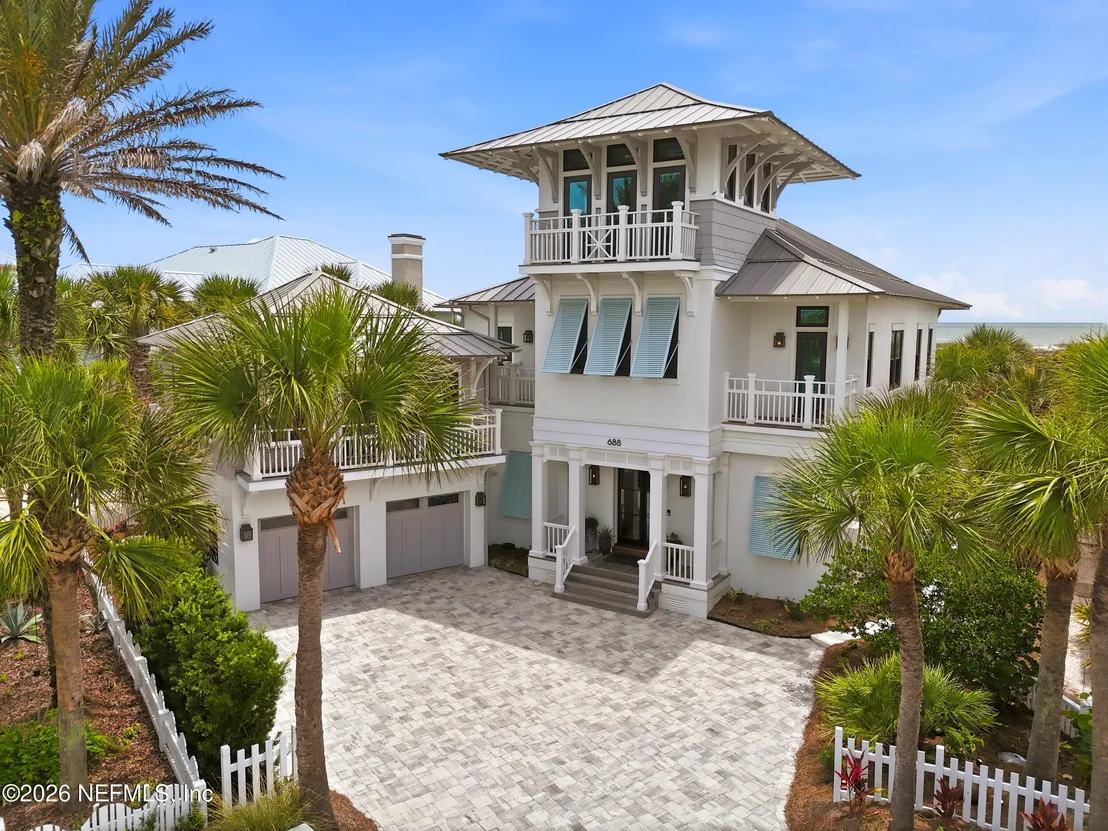 Photo of 688 OCEAN PALM Way
