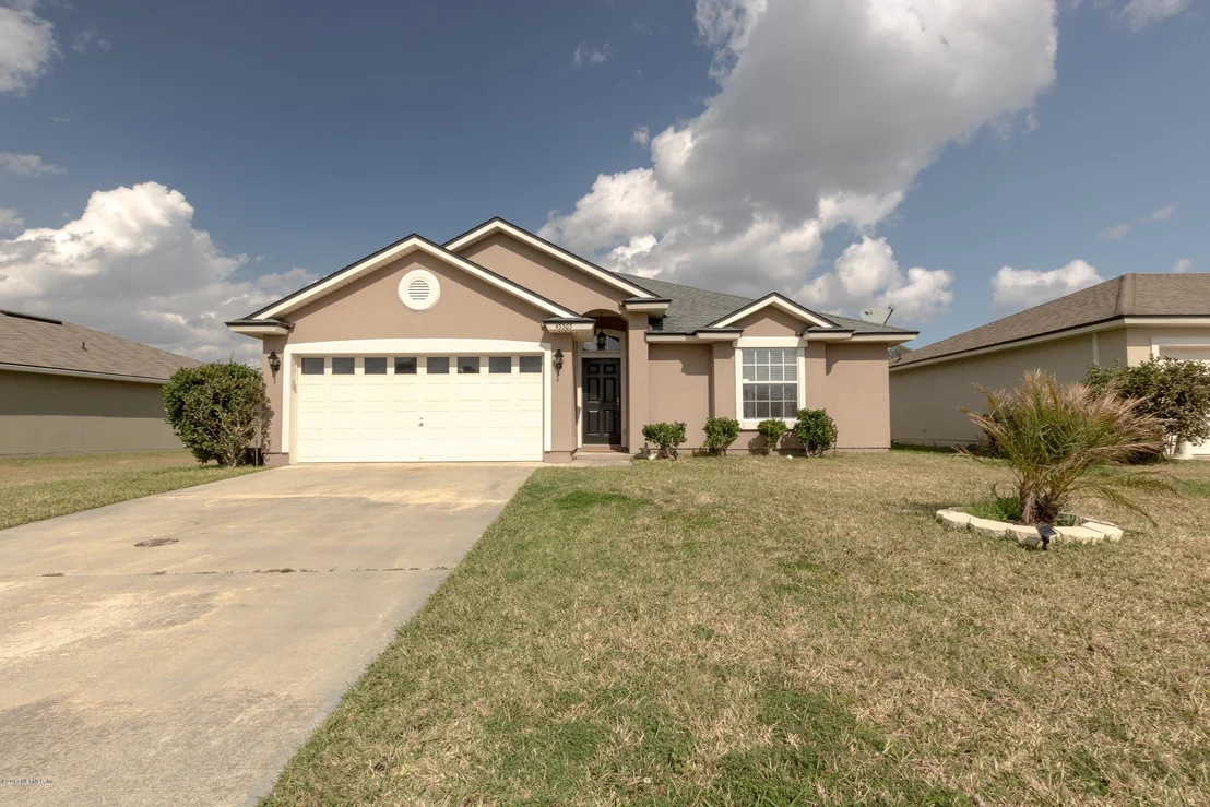 Photo of 45565 INGLEHAM Circle
