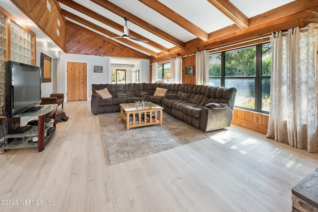 Photo of 8166 ALDERMAN Road