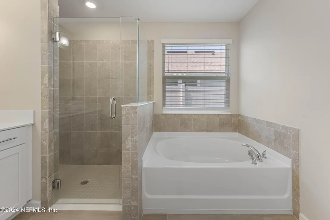Photo of 65985 EDGEWATER Drive