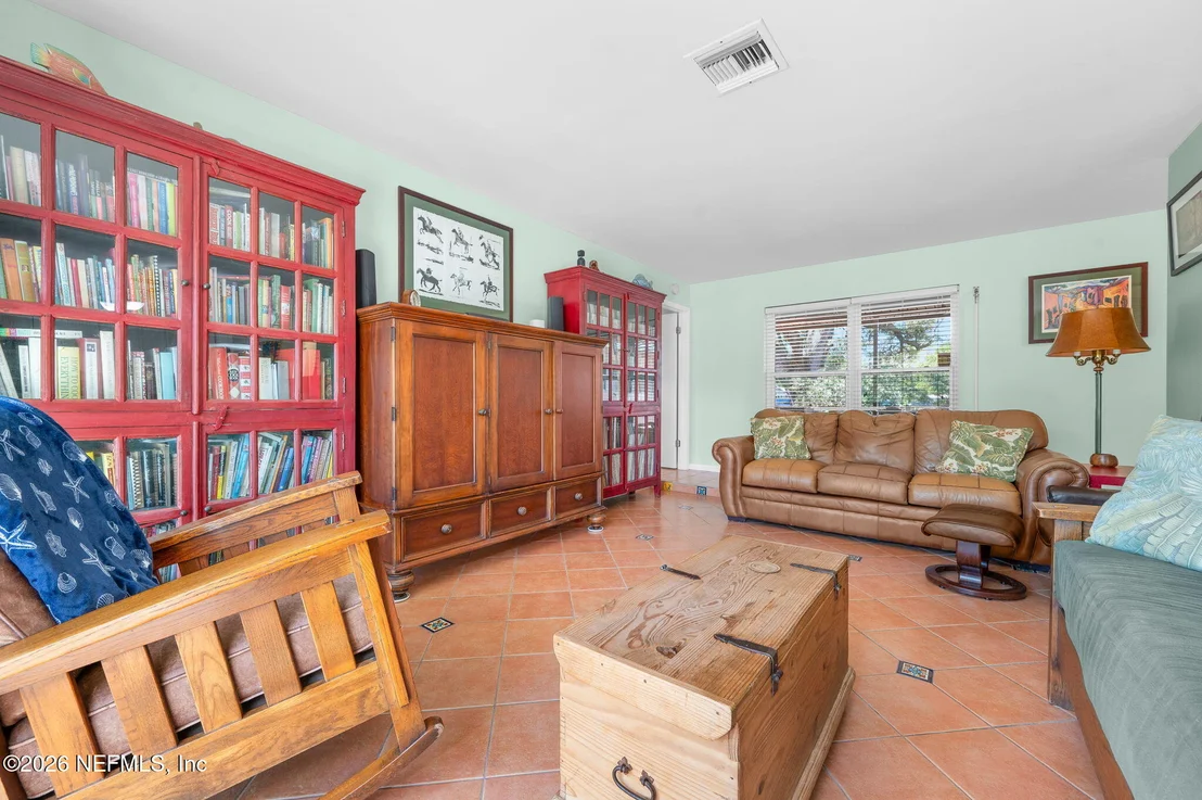 Photo of 429 ALTARA Drive