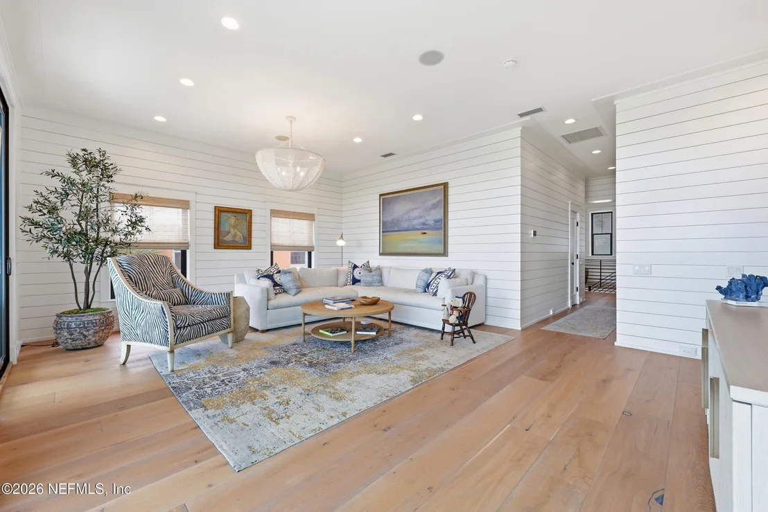 Photo of 688 OCEAN PALM Way