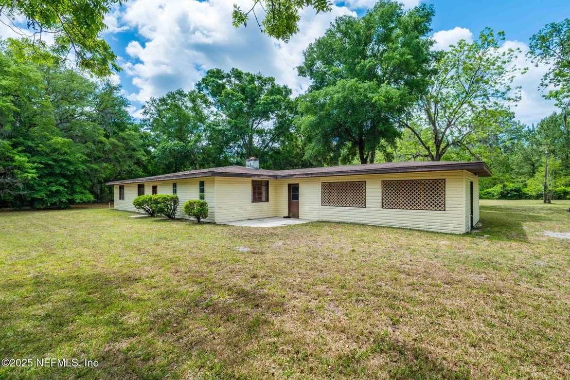 Photo of Unit C at 5705 COUNTY ROAD 208