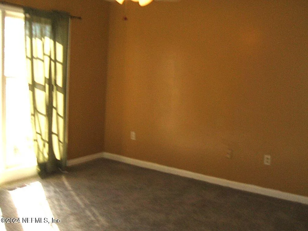 Photo of 1113 FIELDCREST Road