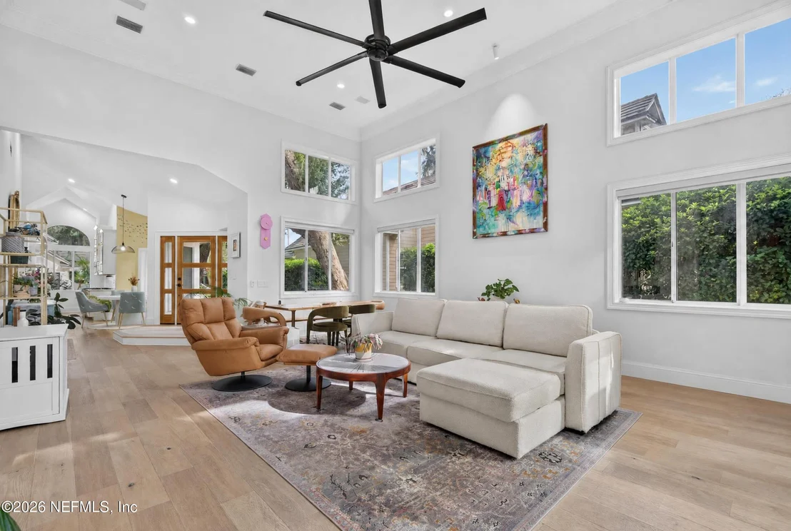 Photo of 113 LAUREL WAY