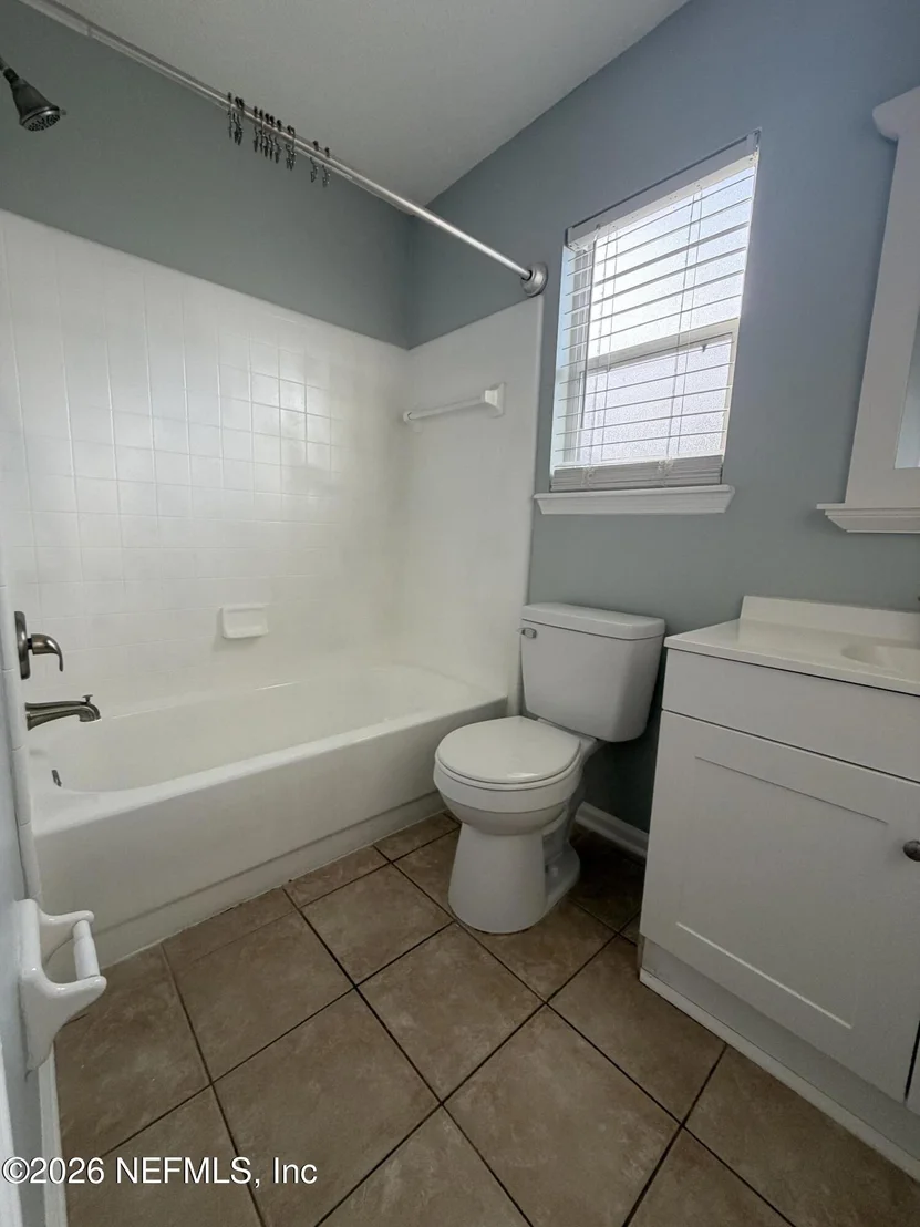 Photo of 398 PRINDLE Drive E