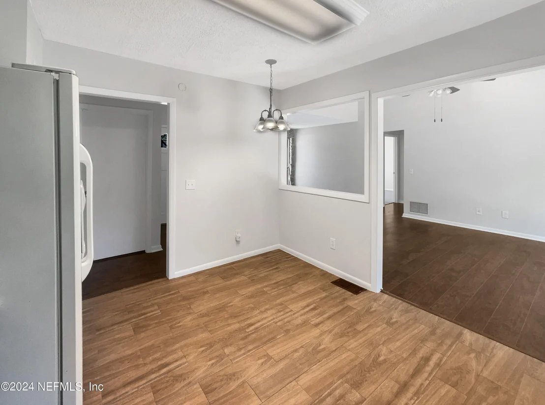 Photo of 1567 ALETHA Drive
