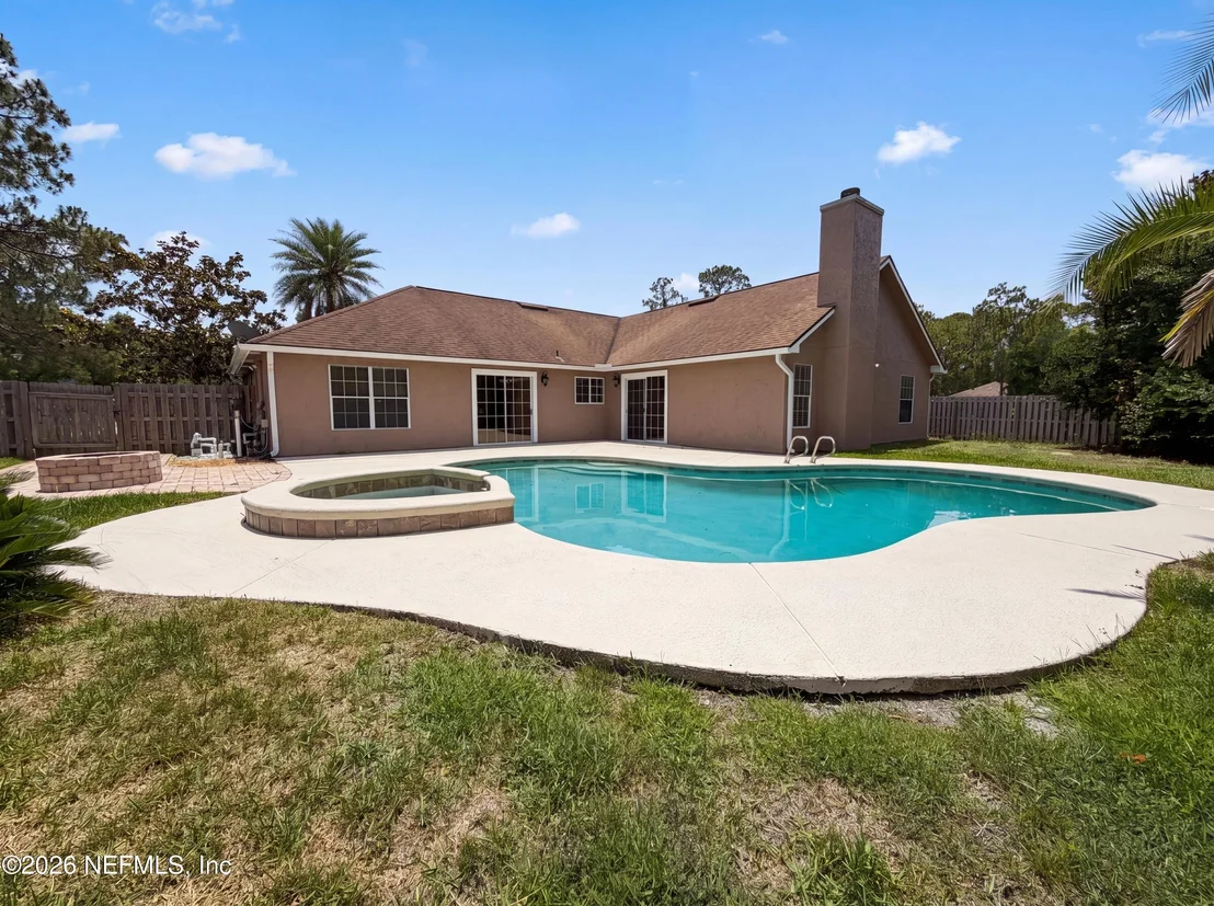 Photo of 1154 LINWOOD Loop