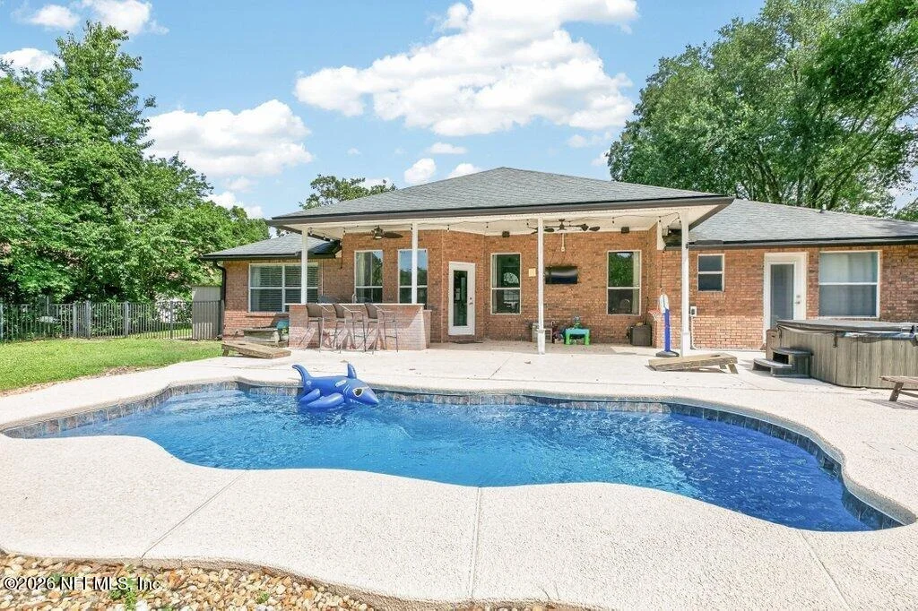 Photo of 385 LOLLY Lane