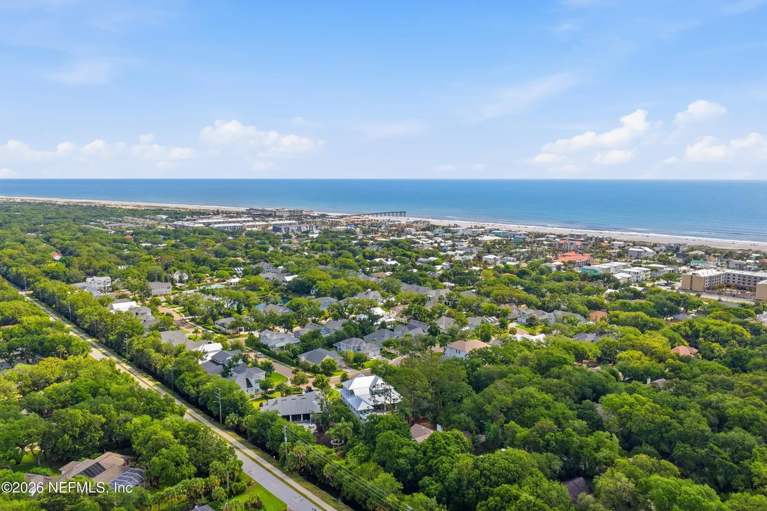 Photo of 315 RIDGEWAY Road