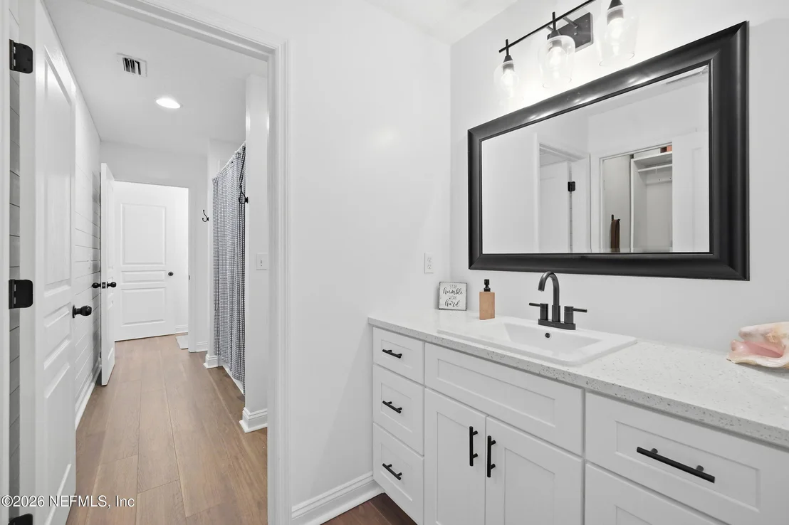 Photo of 1155 EAGLE POINT Drive