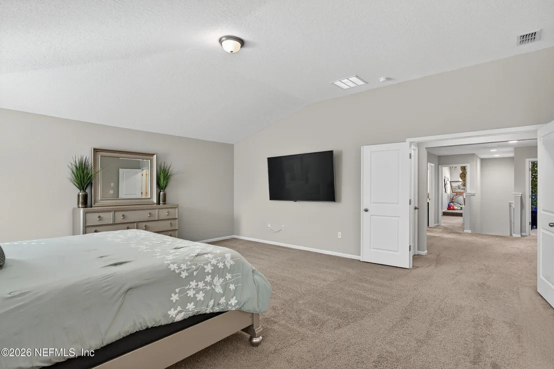 Photo of 688 SYCAMORE Way