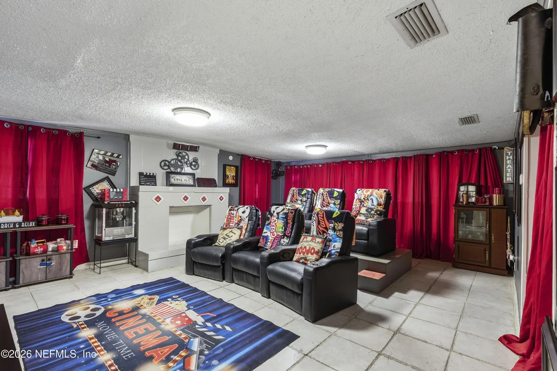 Photo of 9716 DEVONSHIRE Boulevard