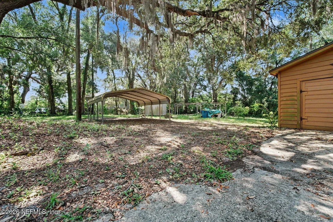 Photo of 118 FIELDS Avenue