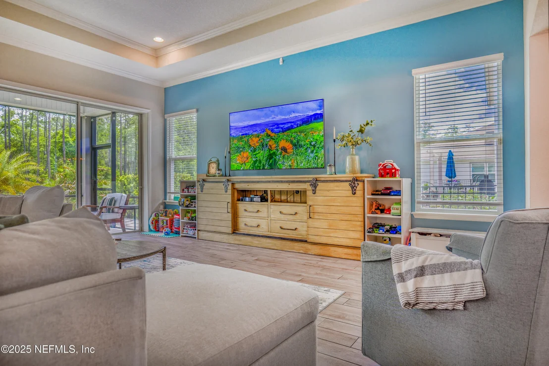 Photo of 310 CEDARSTONE Way