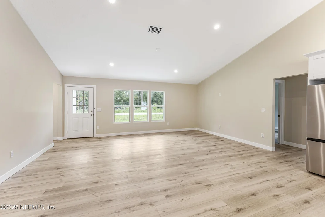 Photo of 101 SE 3RD Street