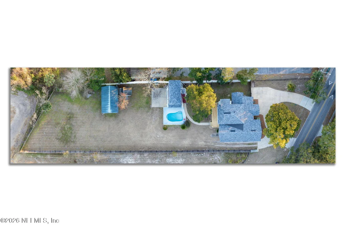 Photo of 1863 LIVE OAK Drive