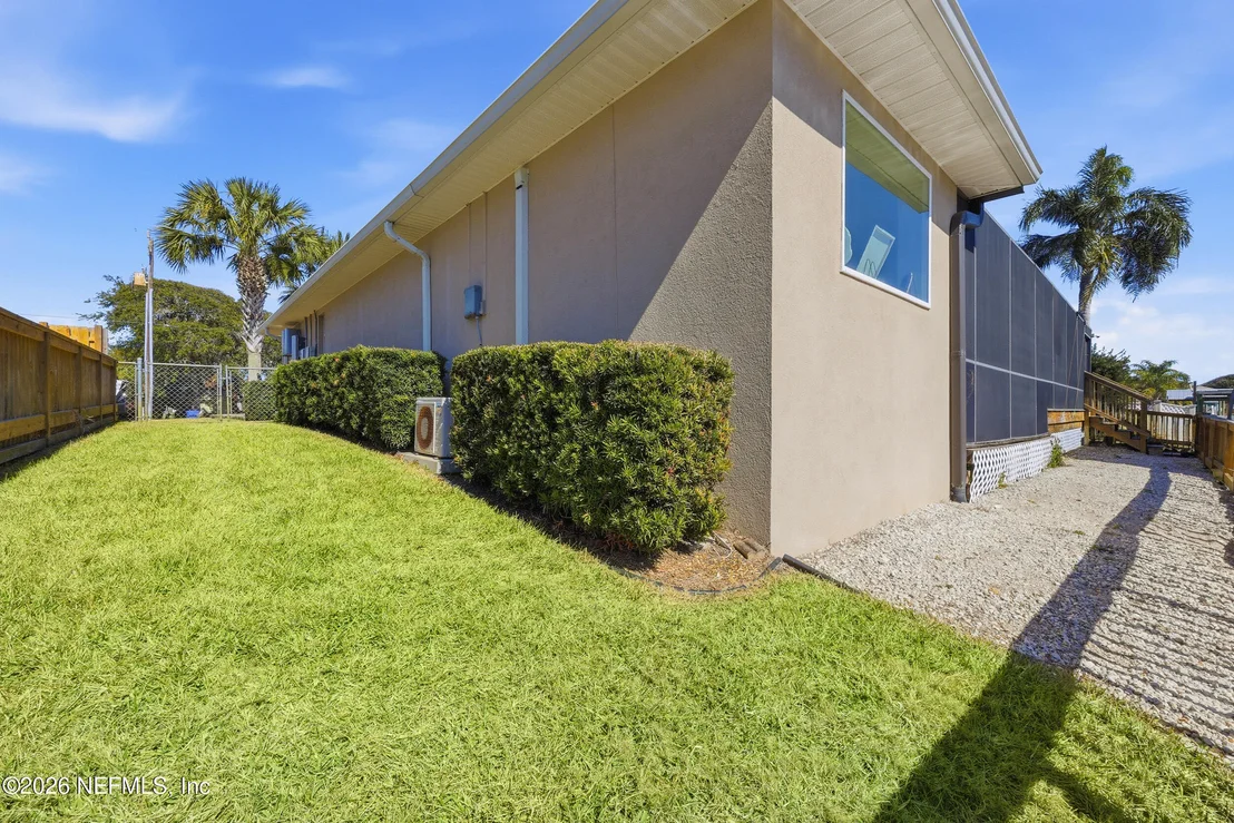 Photo of 225 PIZARRO Road