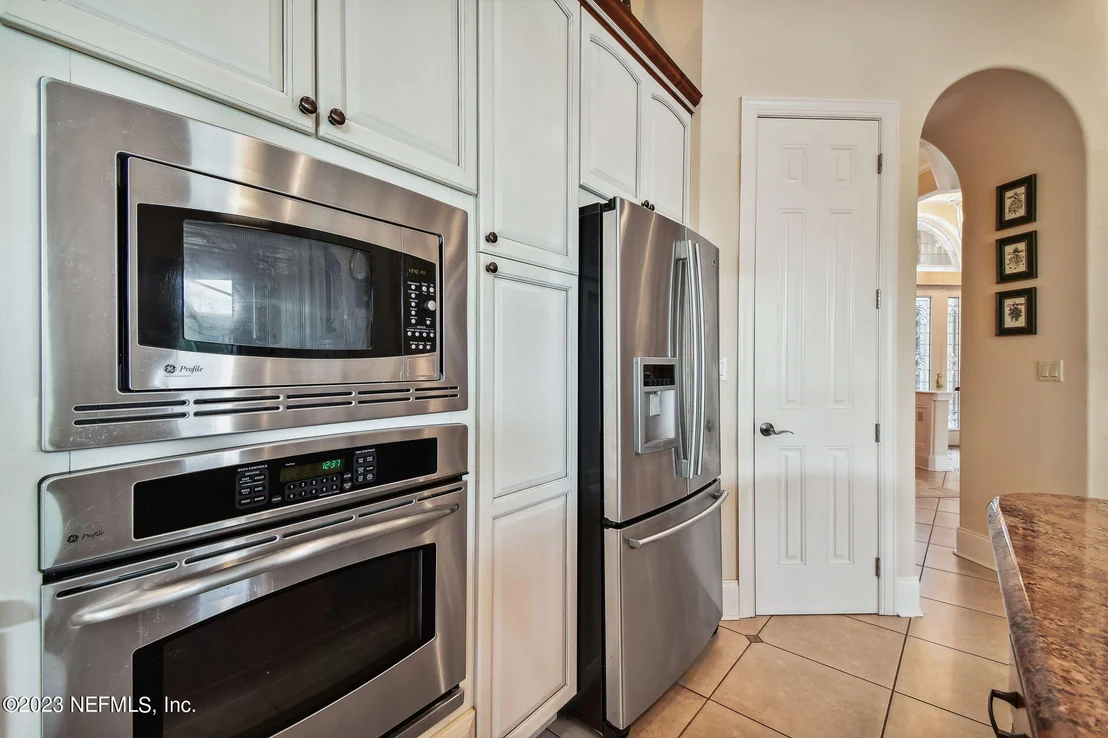 Photo of 608 DONALD ROSS Way