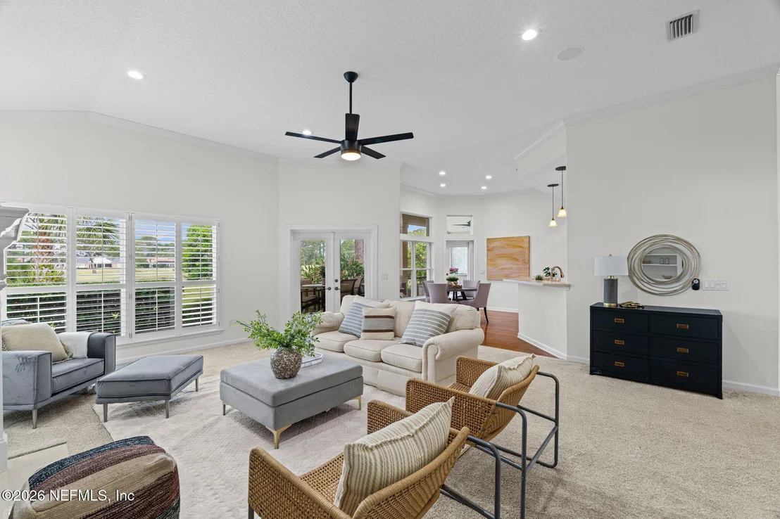 Photo of 332 MARSHSIDE Drive N