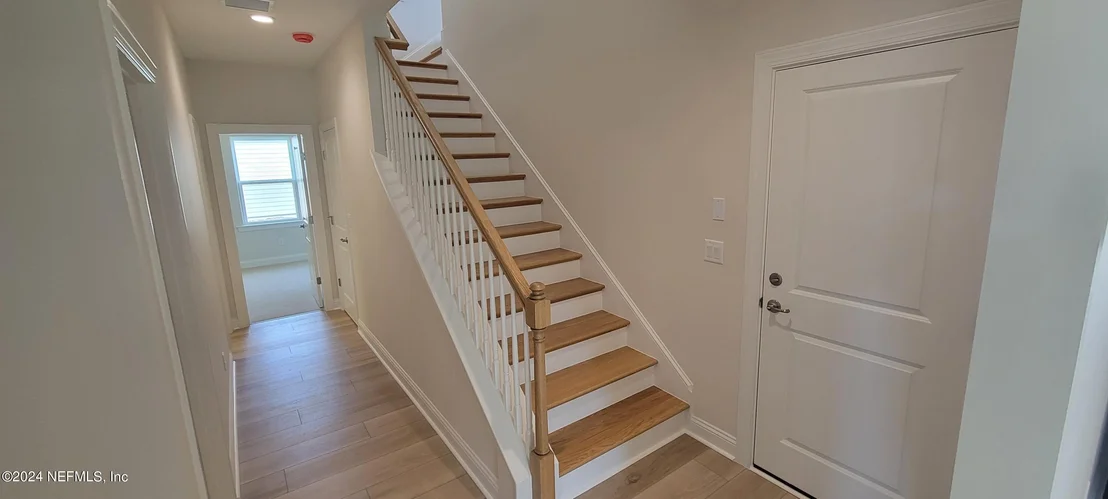 Photo of 497 HILLENDALE Circle
