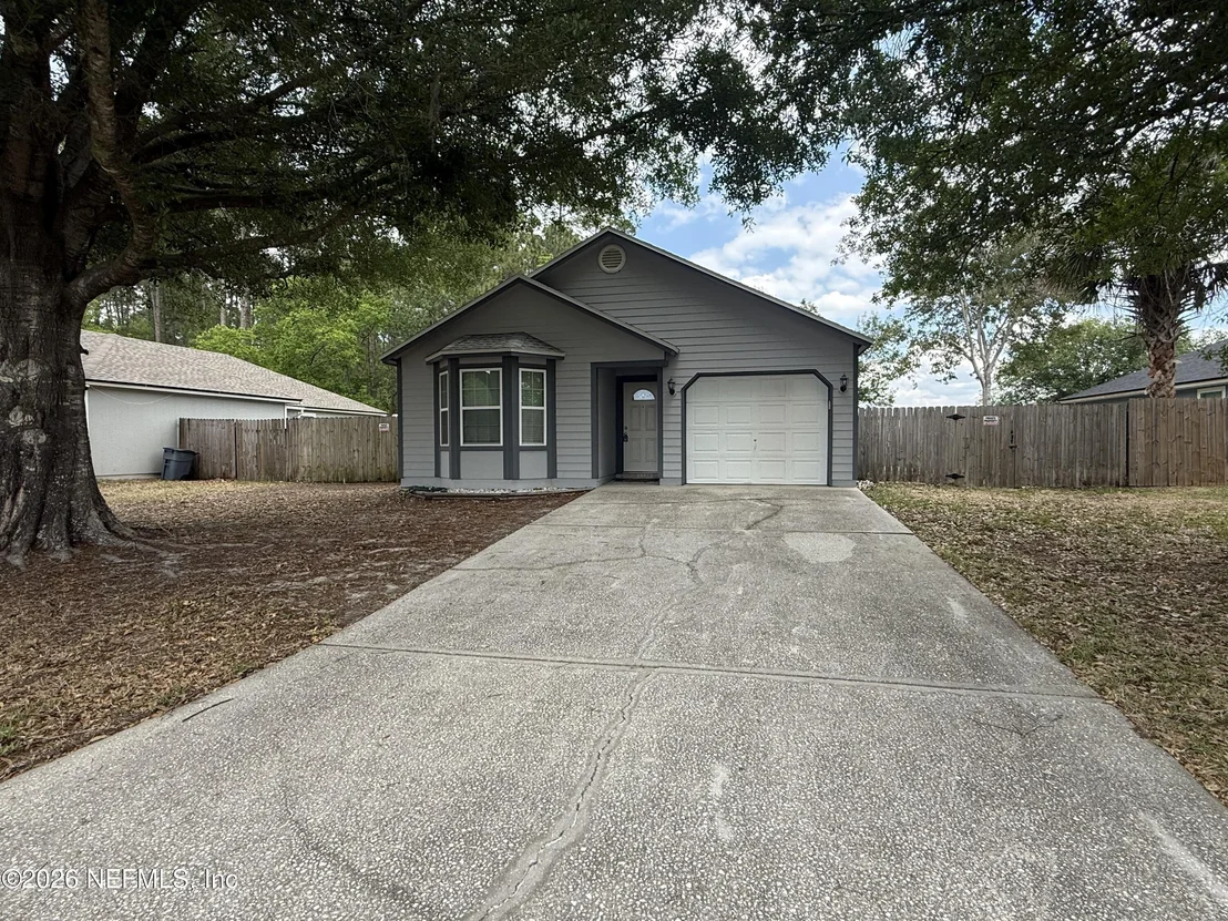 Photo of 1802 SHERATON LAKES Circle