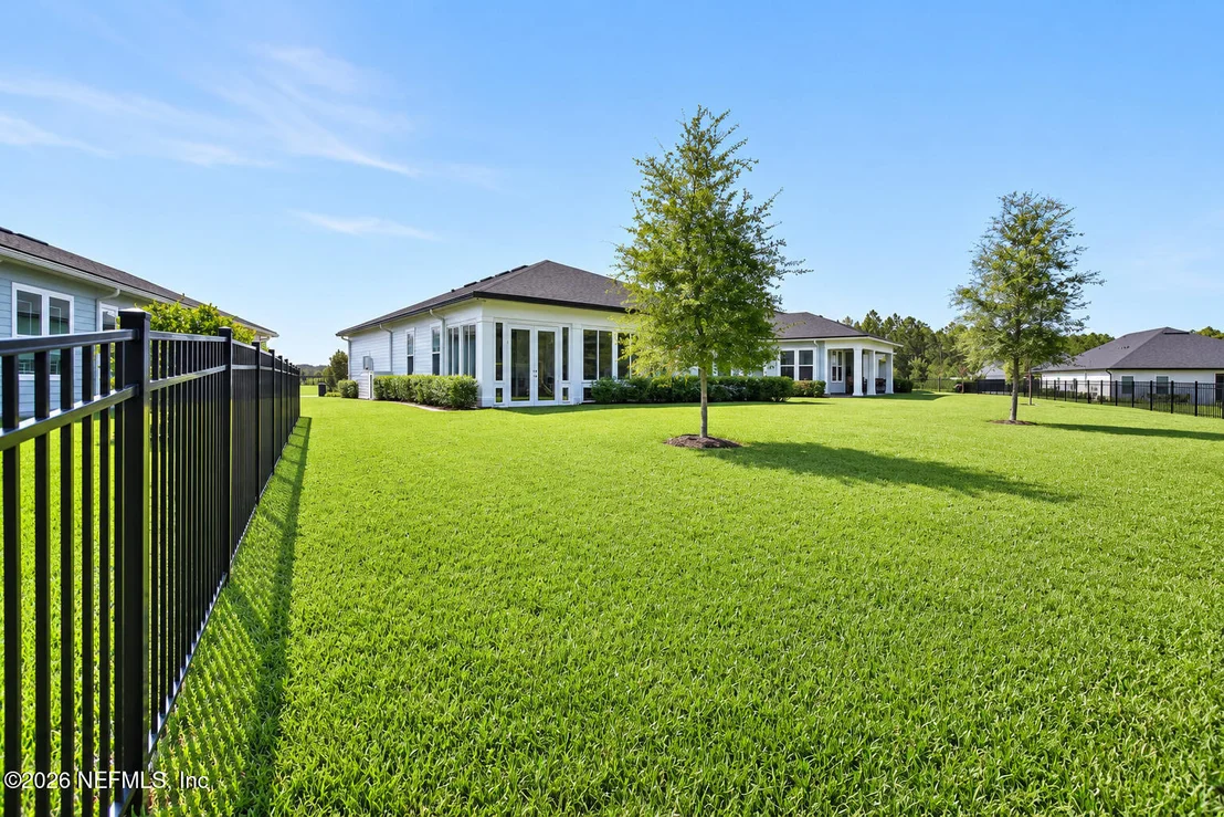Photo of 216 AMBERWOOD Drive
