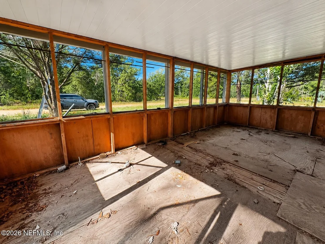 Photo of 602 JUNIOR LAKE Drive