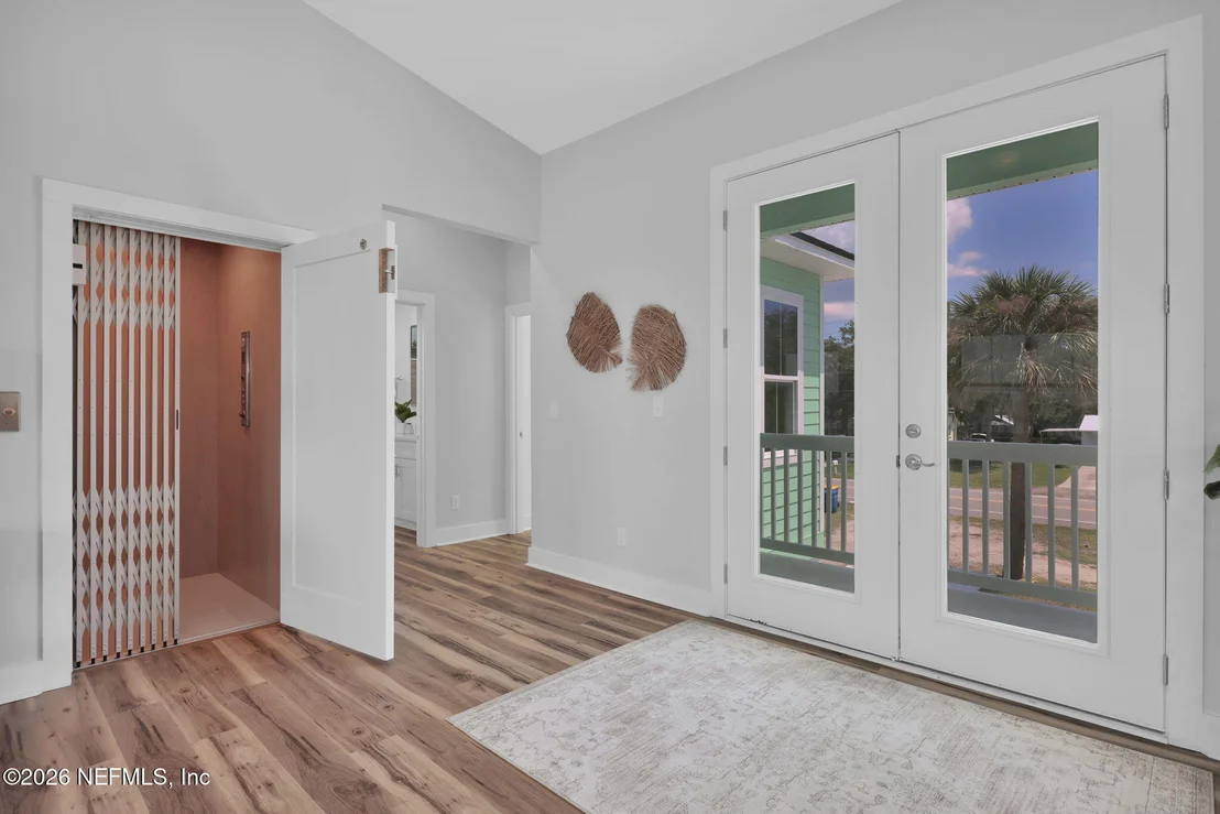 Photo of 6030 HECKSCHER Drive