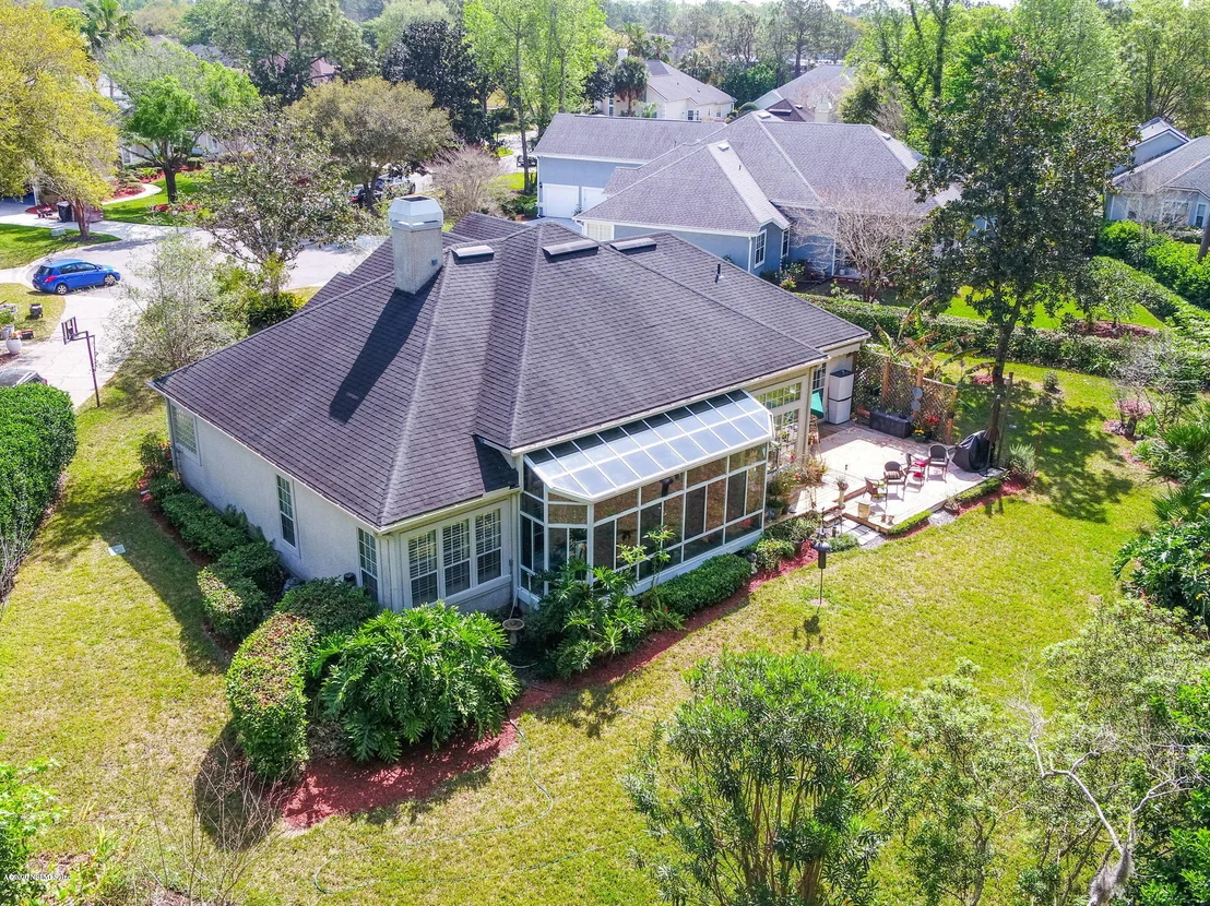 Photo of 8128 SUFFIELD Court