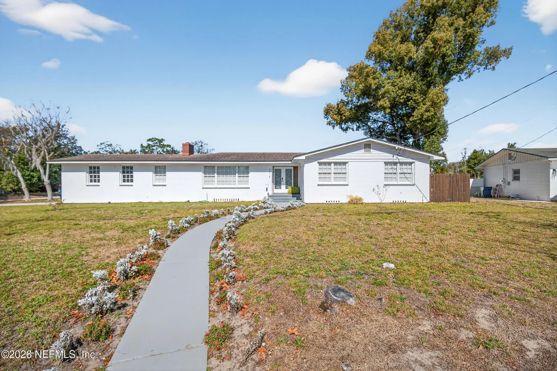Photo of 7915 ALDERMAN Road
