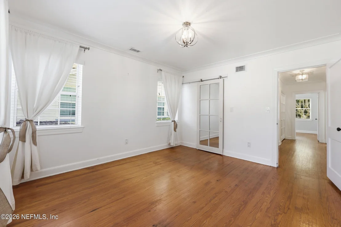 Photo of 1622 AVOCA Place