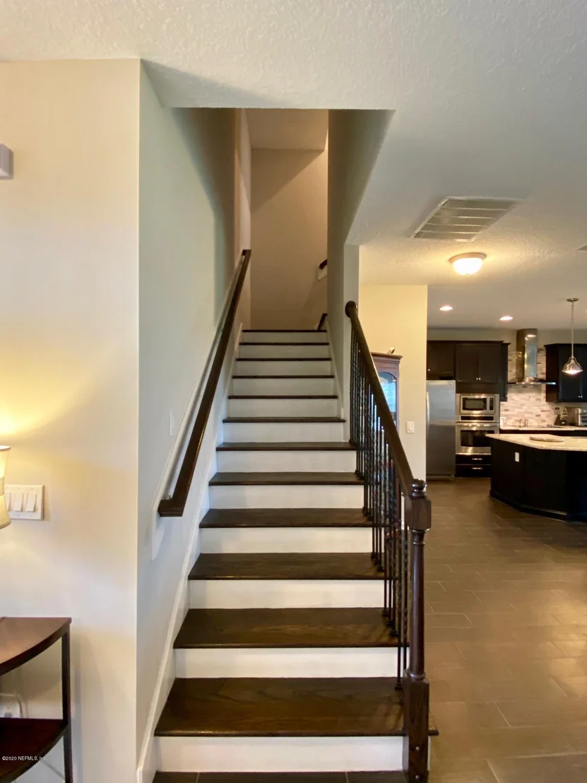 Photo of 114 MERCUTIO Lane