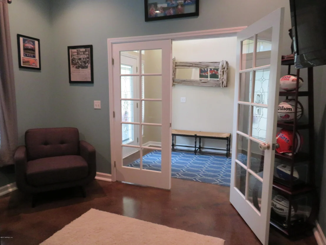 Photo of 113 CASTLEGATE Lane