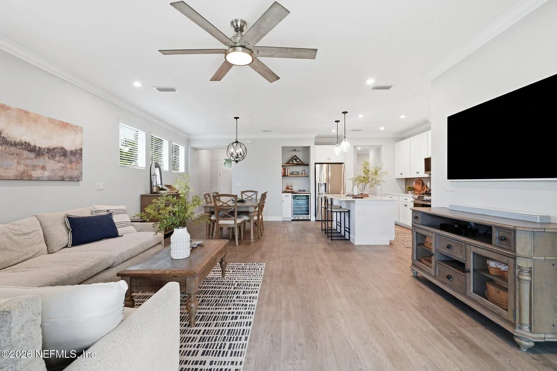 Photo of 236 HOPTREE Place