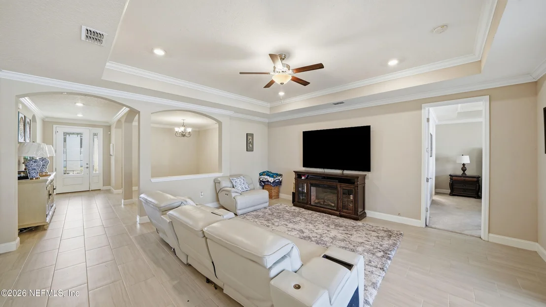 Photo of 63 DIAMONDBACK Avenue