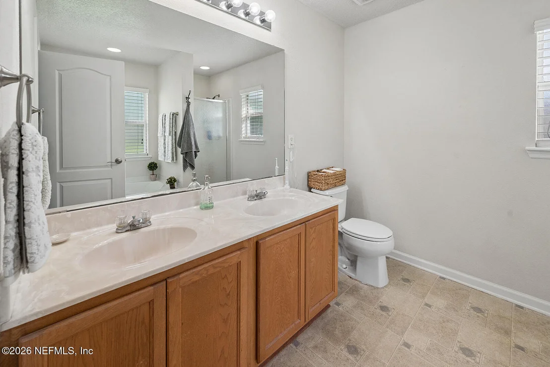 Photo of 76097 TIDEVIEW Lane
