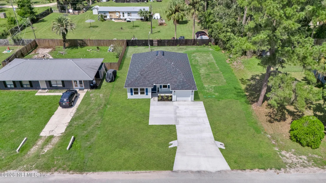 Photo of 126 ROBERTS Boulevard