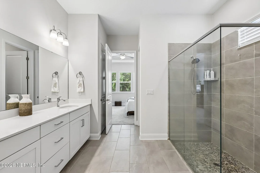 Photo of 152 CLOVERBROOK Road