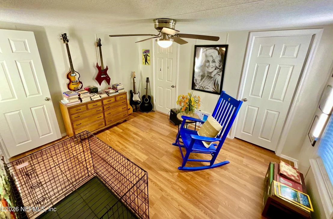 Photo of 129 CRYSTAL LAKE Drive
