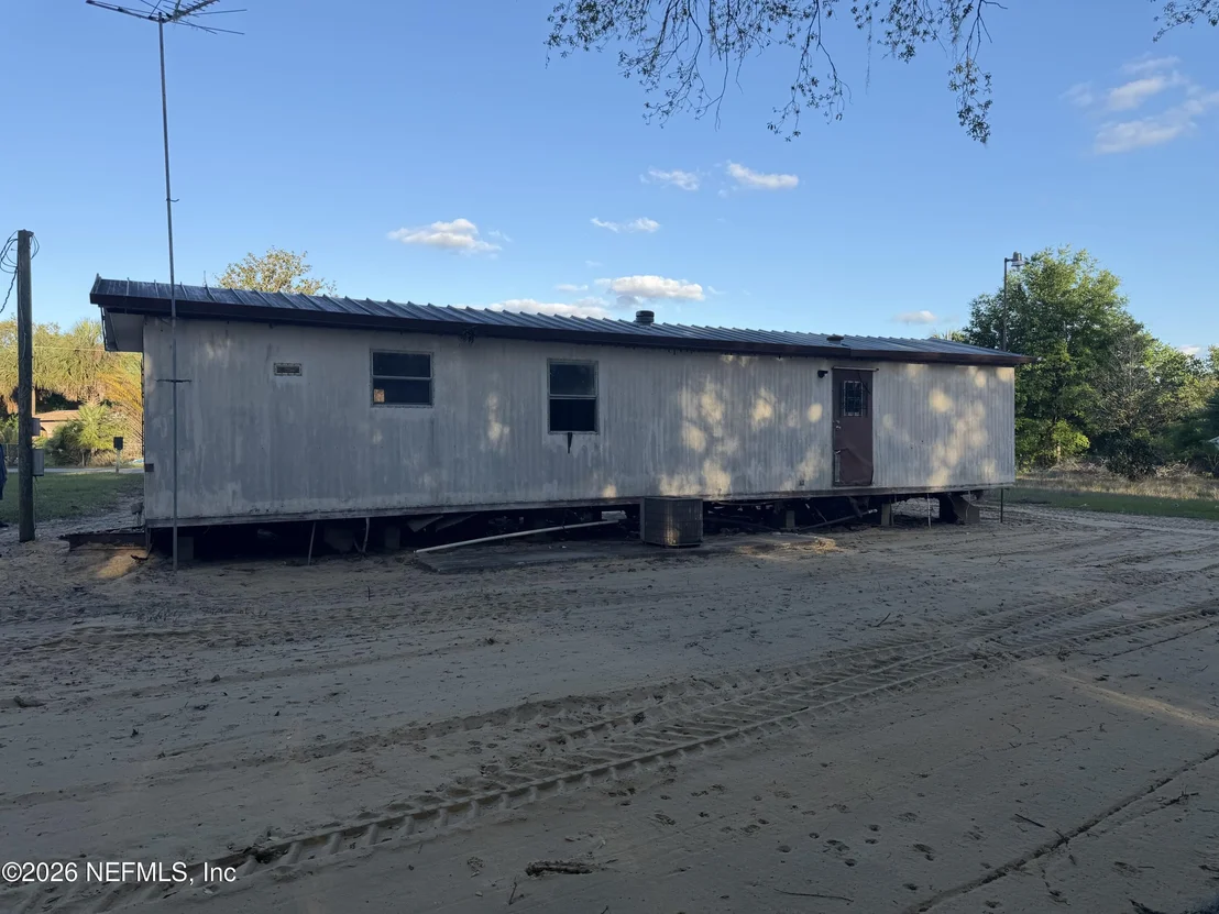 Photo of 235 OAKCREST Drive