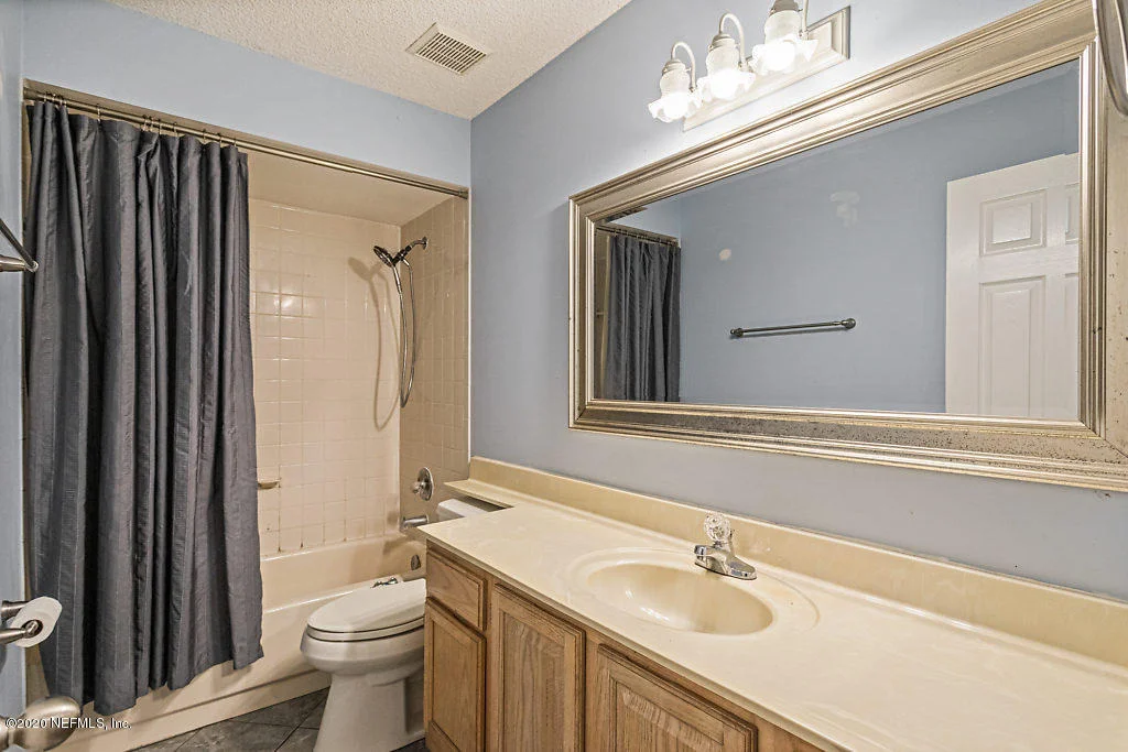 Photo of 4866 TRUMBULL Place